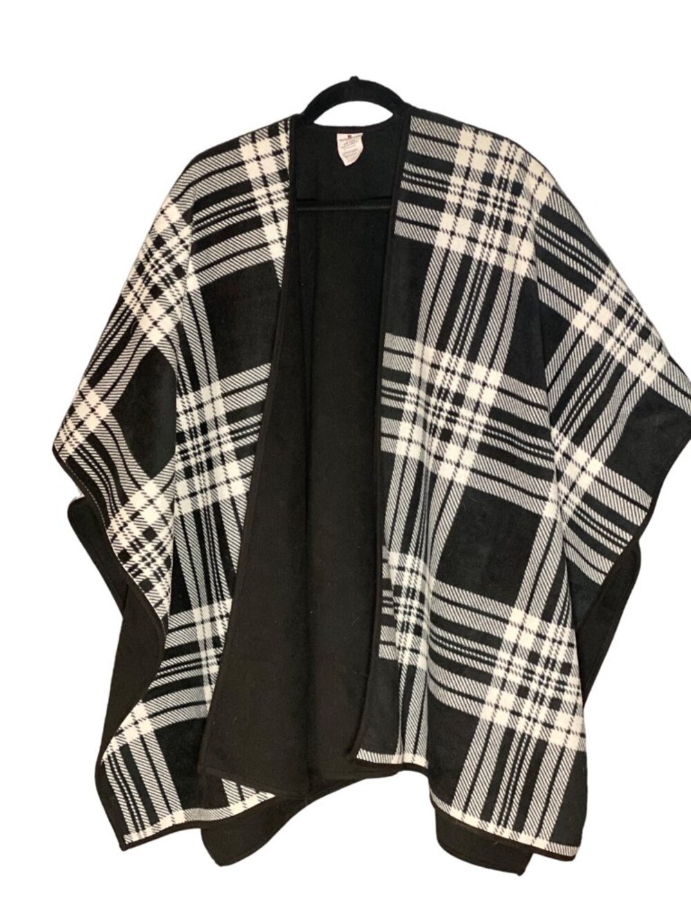WOOLRICH Reversible Cape Wrap Poncho Buffalo Plaid Black White Women One Size